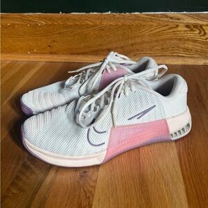 Nike Metcon 9 Guava Ice / Rush Fuchsia / White